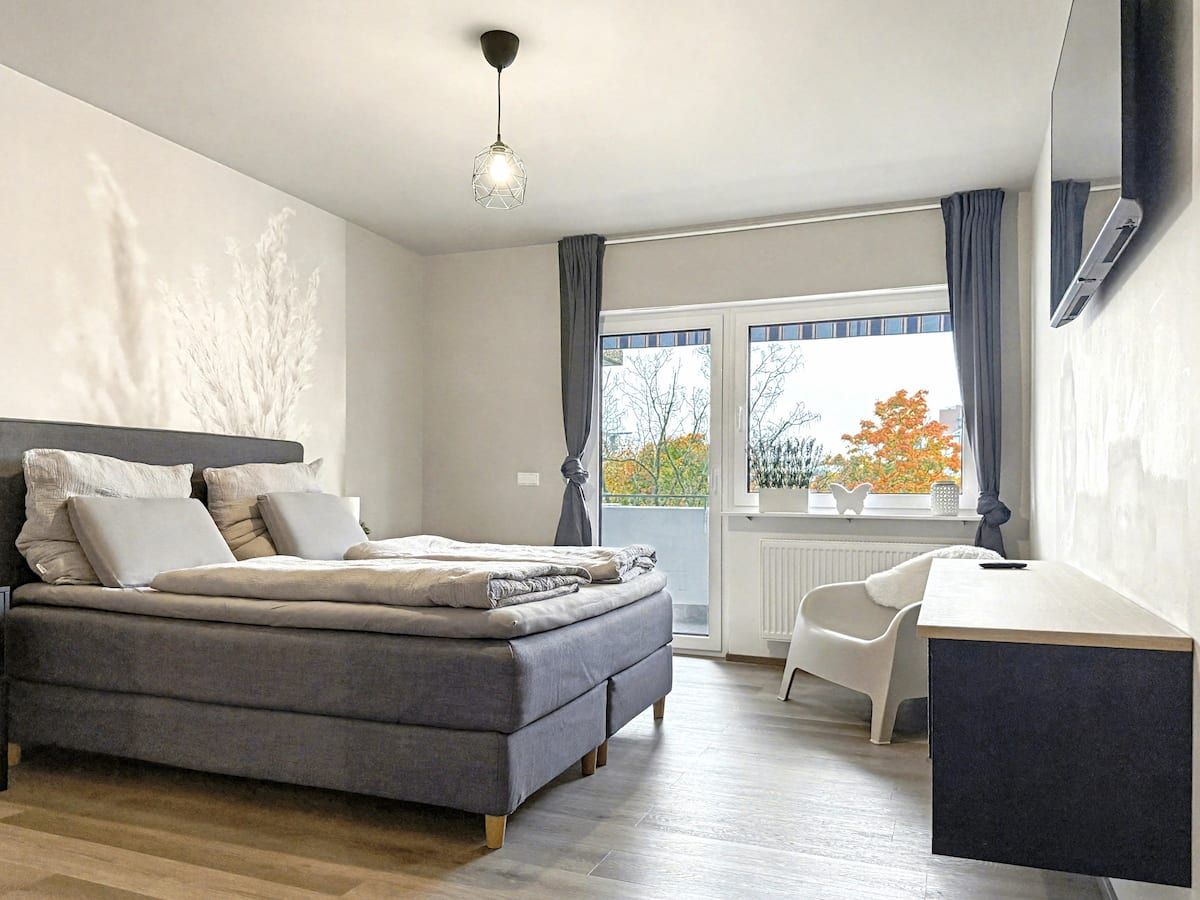 Stylish, Modern & Centrally Located - 20