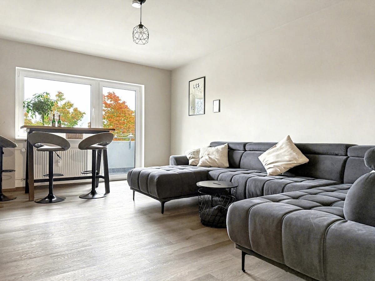 Stylish, Modern & Centrally Located - 2