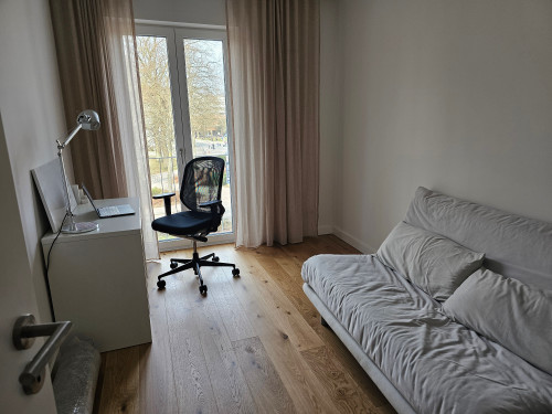 Cozy & Stylish Living in Lüneburg – 3-Room Apartment near City Center, Theater, Salü Spa & Hospital