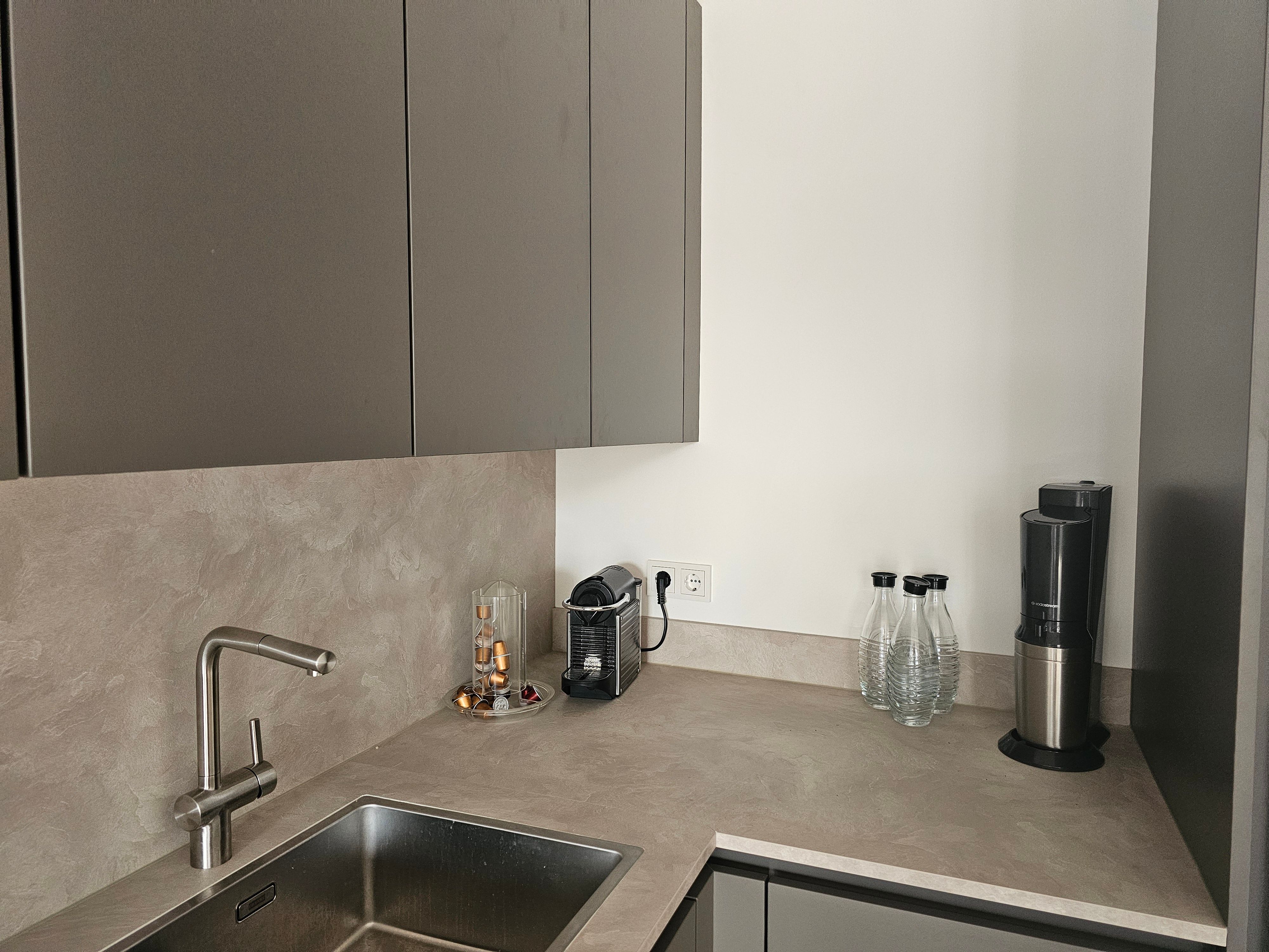  Cozy & Stylish Living In Lüneburg – 3-Room Apartment Near City Center, Theater, Salü Spa & Hospital  -  Cozy & Stylish Living in Lüneburg – 3-Room Apartment near City Center, Theater, Salü Spa & Hospital  - Gallery -  13