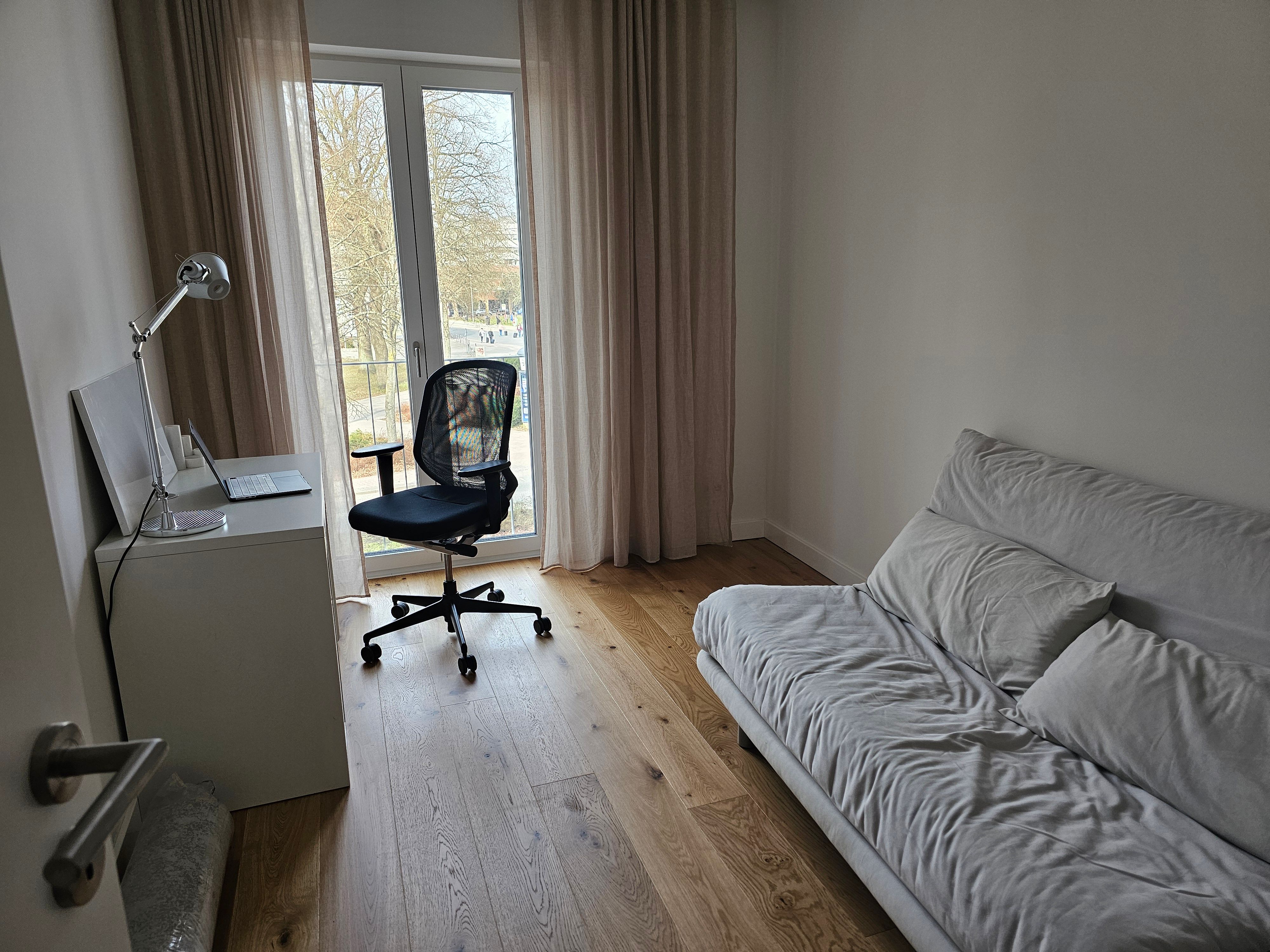  Cozy & Stylish Living In Lüneburg – 3-Room Apartment Near City Center, Theater, Salü Spa & Hospital  -  Cozy & Stylish Living in Lüneburg – 3-Room Apartment near City Center, Theater, Salü Spa & Hospital  - Gallery -  16