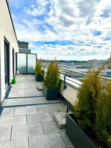 Schöne Dachgeschosswohnung mit Alpenblick