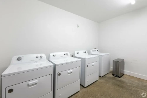 #1905: Dupont Circle - On-site Facilities
