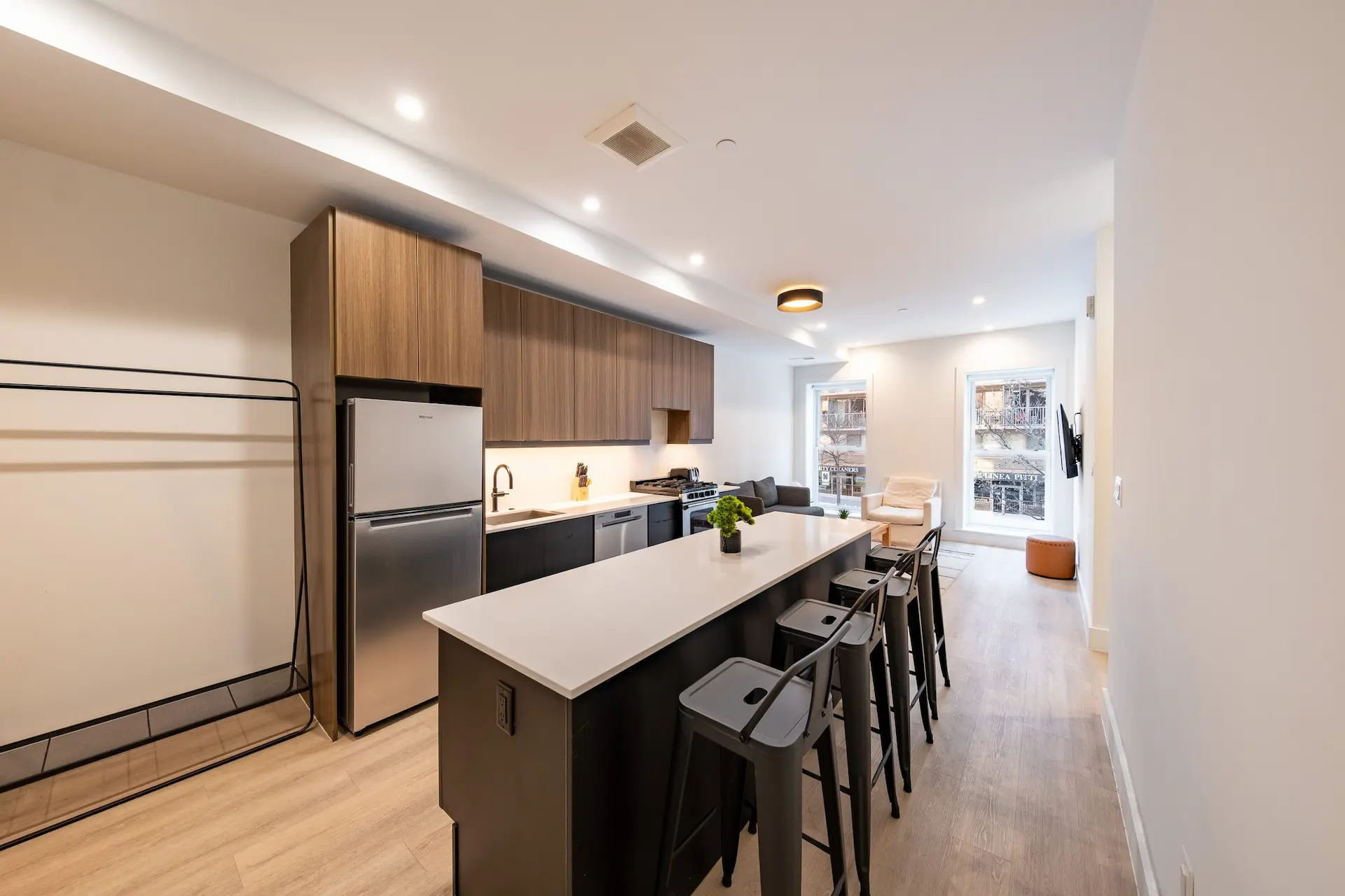  Queen Bedroom D  -  #1905: Dupont Circle  - Gallery -  5