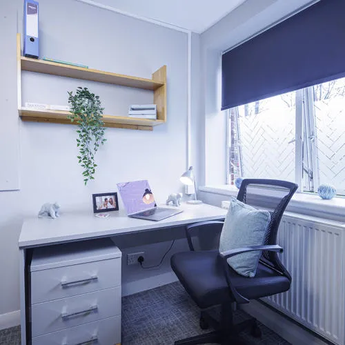  Standard Room - Ferriby House  -  UPP - University of Hull  - Gallery -  3