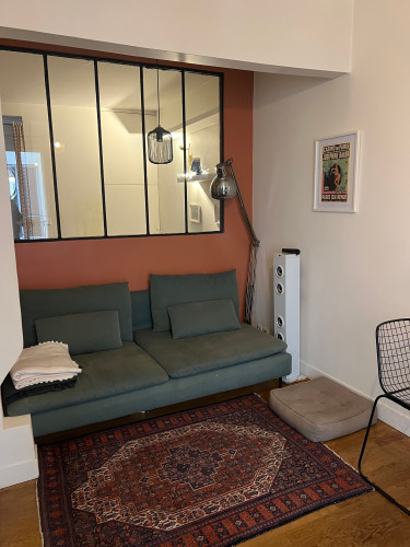 Cosy flat in Montmartre