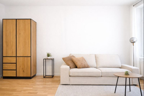 Urban apartment in Dresden's trendy hip district