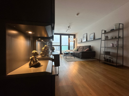 tylish fully furnished top-floor apartment with balcony & TV Tower view