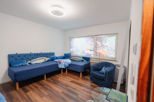 Aquarium Apartment – High-Quality Home with Three Themed Living Areas