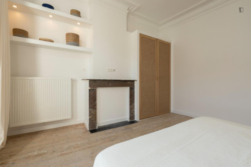 Elegant double bedroom in Amandus - Atheneum
