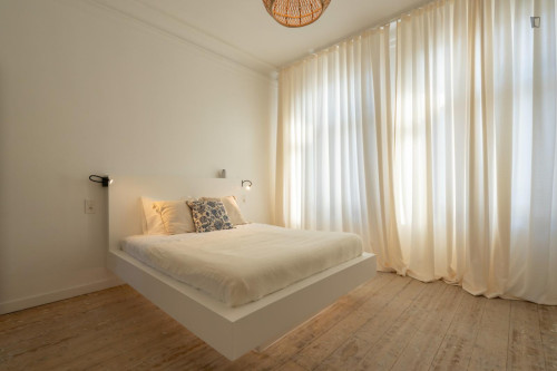 Elegant double bedroom in Amandus - Atheneum
