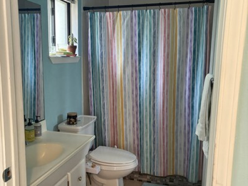 Peaceful Space with Private Bath