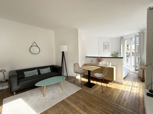 Charming apartment in Montmartre - Bright & Balcony