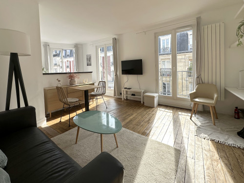 Charming apartment in Montmartre - Bright & Balcony