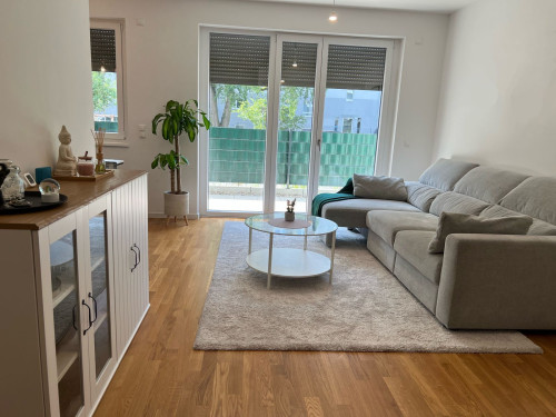 Bright Furnished 2-Room Apartment | Available Mar–Apr