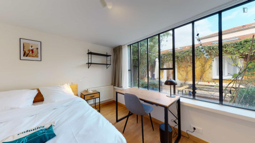 Delightful double ensuite bedroom near the Villejuif - Louis Aragon metro