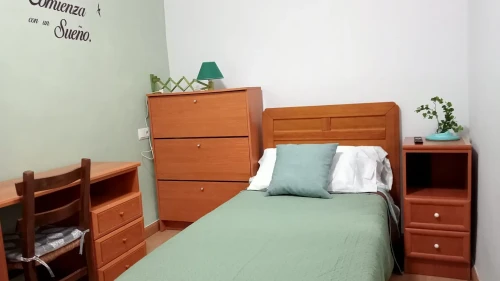Room in shared apartment in Logroño - Gallery - 11