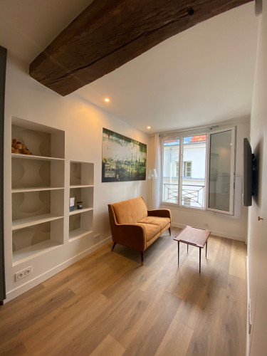 Fully renovated 2 bedrooms appartment near Montorgueil