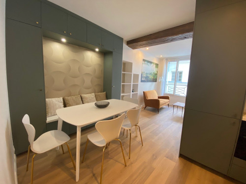 Fully renovated 2 bedrooms appartment near Montorgueil