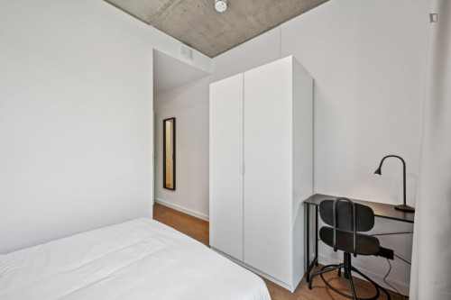 Wonderful single ensuite bedroom in Moabit