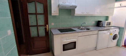 Cozy single bedroom in fully furnshed apartment in central Salamanca - Gallery - 22