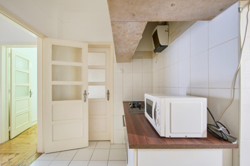 Homely single bedroom in Arroios