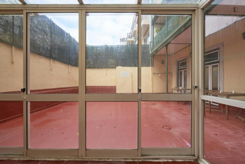 Charismatic single bedroom in central Martim Moniz