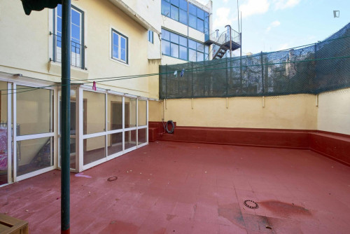 Charismatic single bedroom in central Martim Moniz
