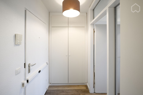 Quiet & spacious home (Köln)