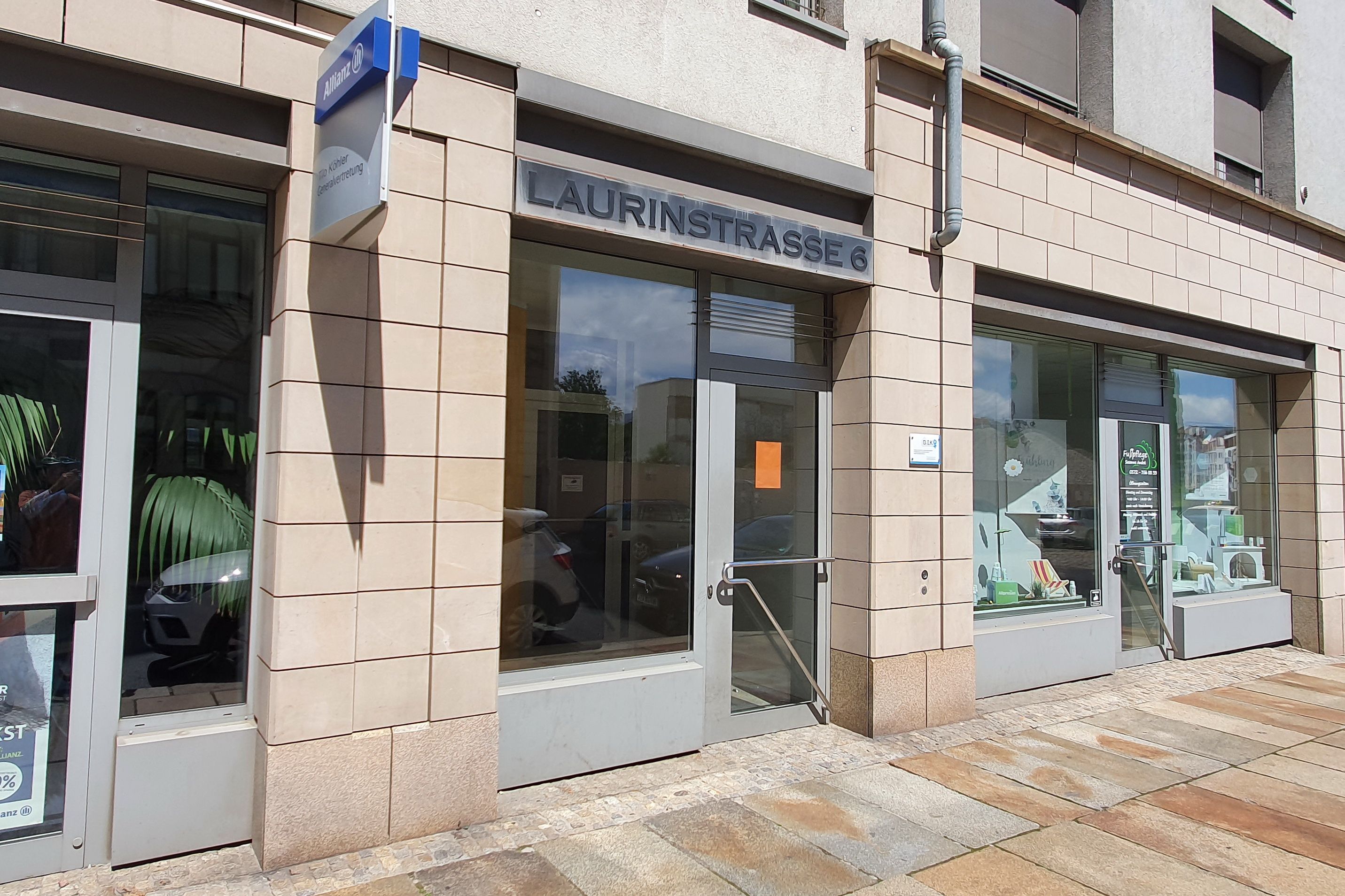  Laurin Apartment  -  Laurin Apartment  - Gallery -  12