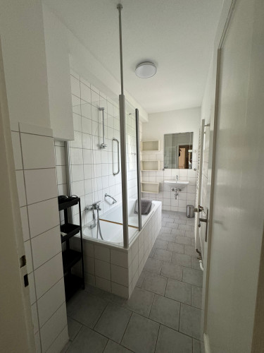 Modern, beautiful loft conveniently located