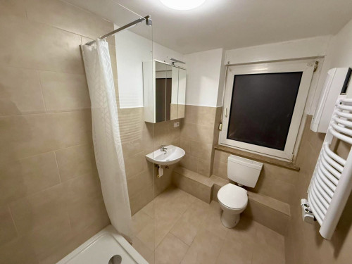 Fully furnished detached house with 4 rooms & large kitchen in Mülheim an der Ruhr