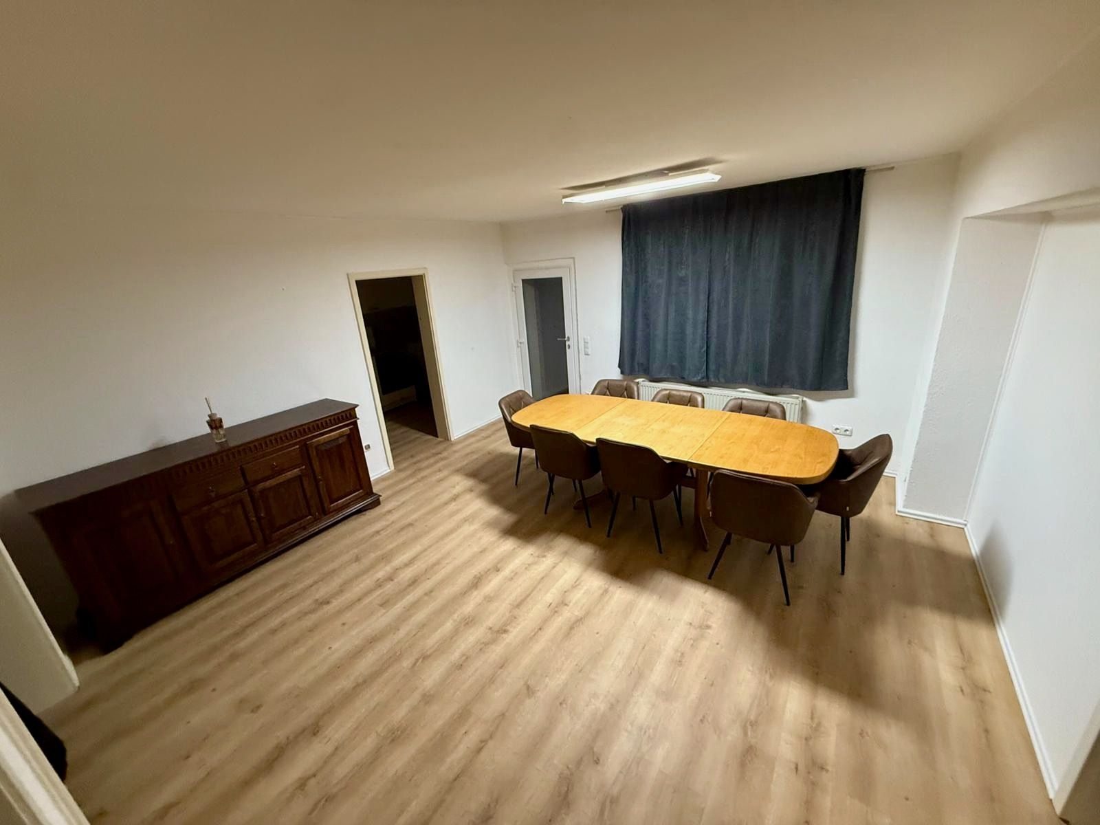  Fully Furnished Detached House With 4 Rooms & Large Kitchen In Mülheim An Der Ruhr  -  Fully furnished detached house with 4 rooms & large kitchen in Mülheim an der Ruhr  - Gallery -  9