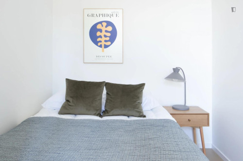 Luminous double bedroom in Grünerløkka