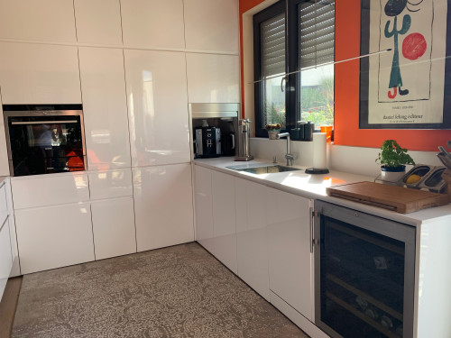 Stylish, modern rooftop Appartement - close to Englischer Garteb