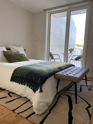 Charming 1 Bedroom Apartment with a balcony close to Aveiro Train Station