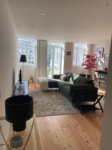 Charming 1 Bedroom Apartment with a balcony close to Aveiro Train Station