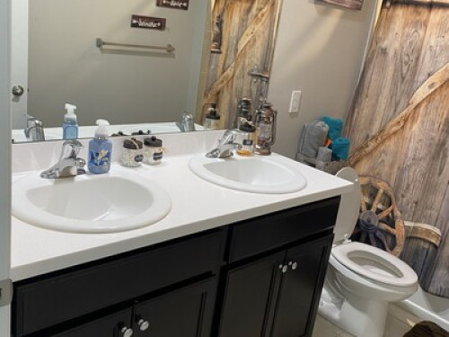 Warm Family Homestay. Private rooms