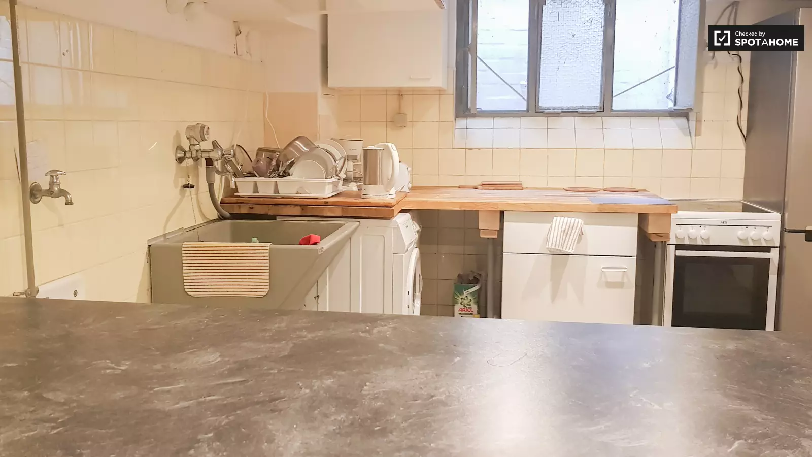  Room In Apartment With 4 Bedrooms  -  Room in apartment with 4 bedrooms in Spandau, Berlin  - Gallery -  21