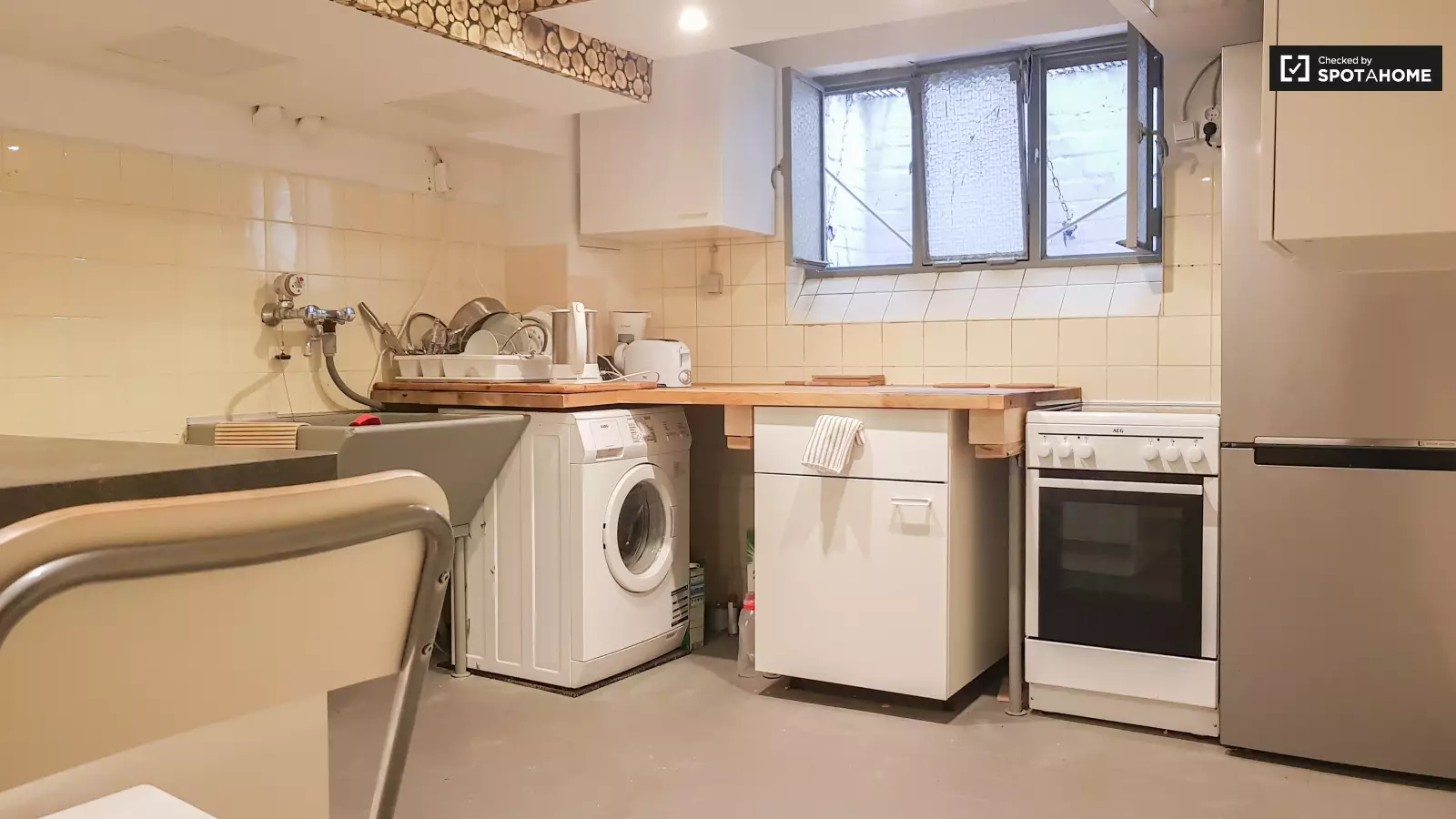  Room In Apartment With 4 Bedrooms  -  Room in apartment with 4 bedrooms in Spandau, Berlin  - Gallery -  5