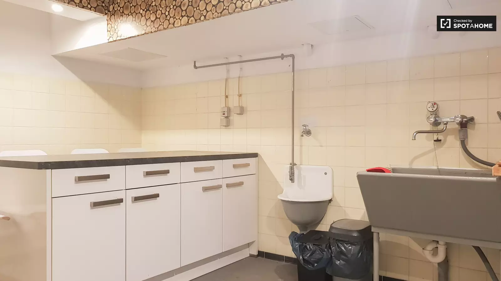  Room In Apartment With 4 Bedrooms  -  Room in apartment with 4 bedrooms in Spandau, Berlin  - Gallery -  19