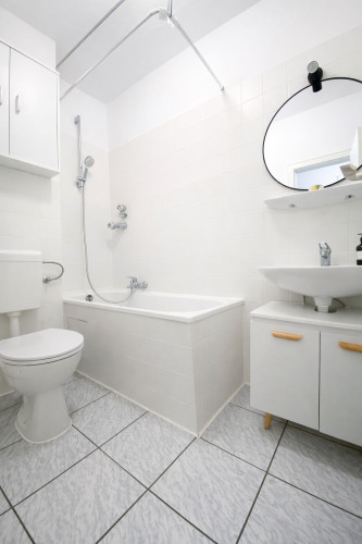 Ultra-central | Spacious | All-inclusive | Newly renovated for comfortable living