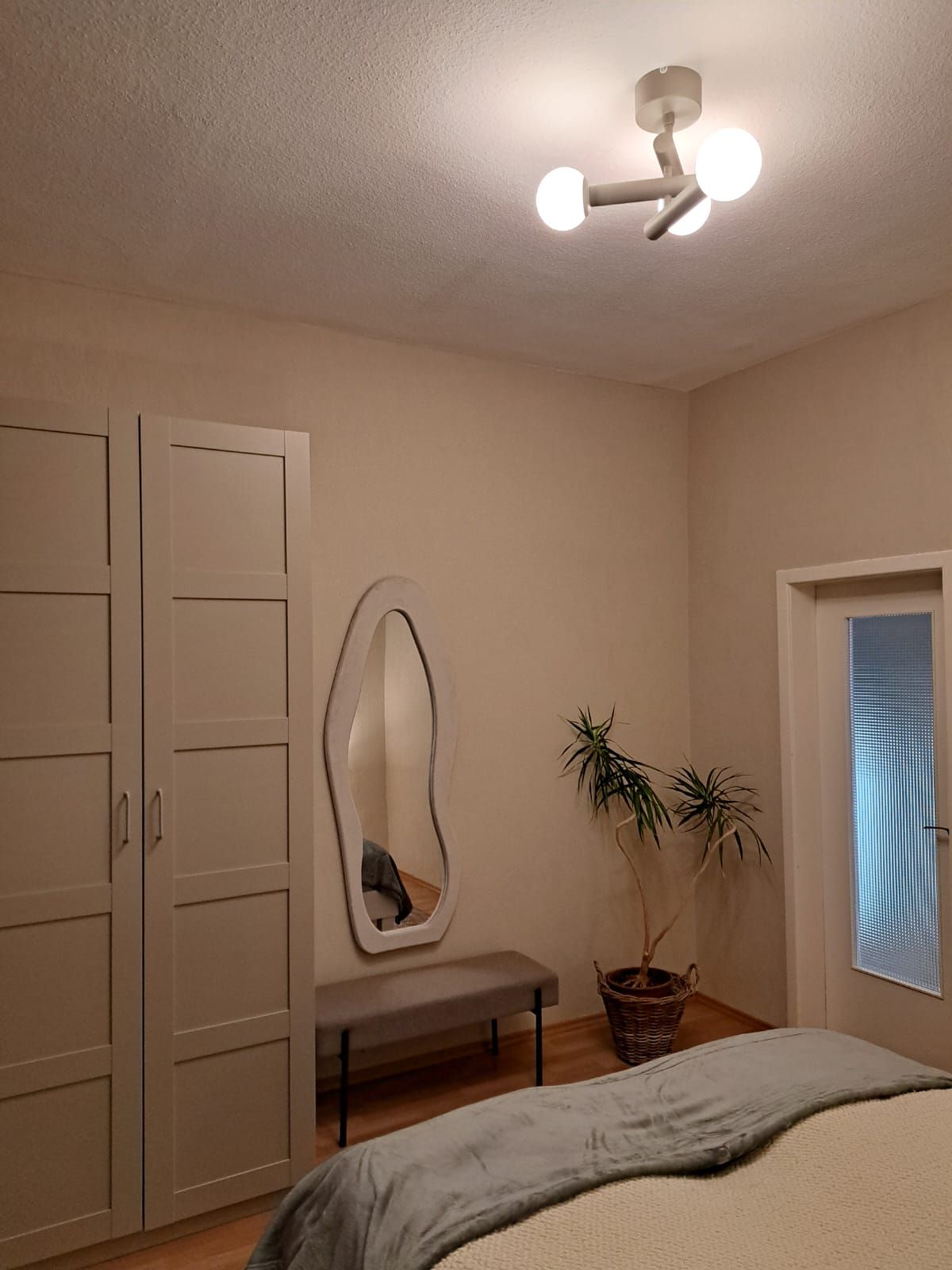  Unique 3-Bedroom Apartment With Terrace & Parking, 8 Min On Foot To ICE  -  Unique 3-bedroom apartment with terrace & parking, 8 min on foot to ICE  - Gallery -  8