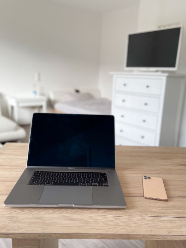 Spacious and nice apartment located in München-Milbertshofen