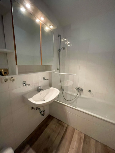 Spacious and nice apartment located in München-Milbertshofen