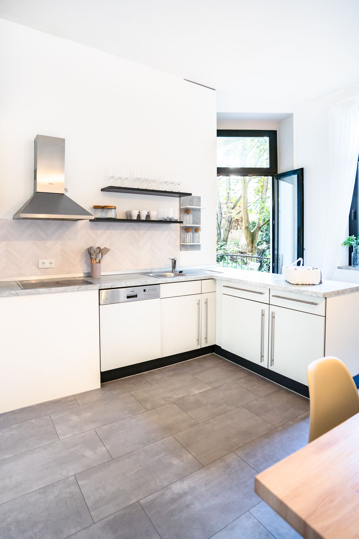  2 BR | Central | Terrace | Wifi  -  2 BR | central | terrace | wifi  - Gallery -  4