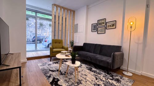 Welcoming Double Bedroom near Universidade de Coimbra