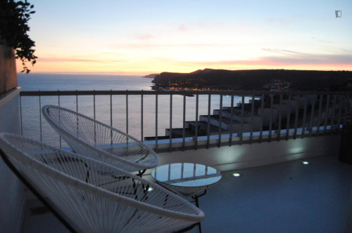 Outstanding Studio with a balcony close to California Beach - Gallery - 11