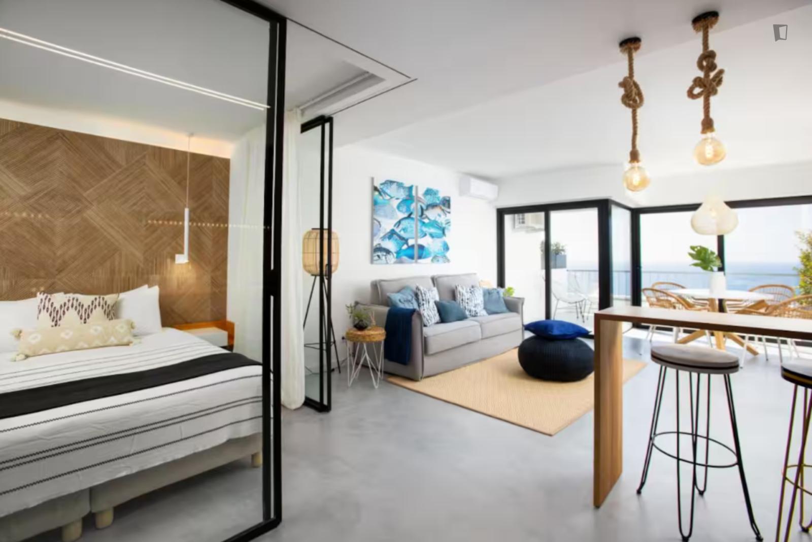 Outstanding Studio With A Balcony Close To California Beach - 1