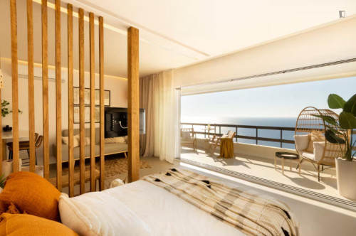 Breathtaking Studio with a panoramic view balcony in Sesimbra